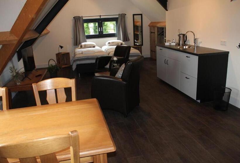 مبيت وإفطار De Weije Wereld