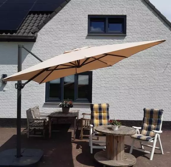 تختخواب و صبحانه De Weije Wereld