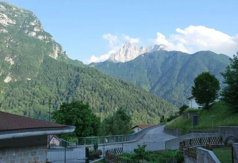 Aamiaismajoitus (B&B) Dromì A L Alpìn