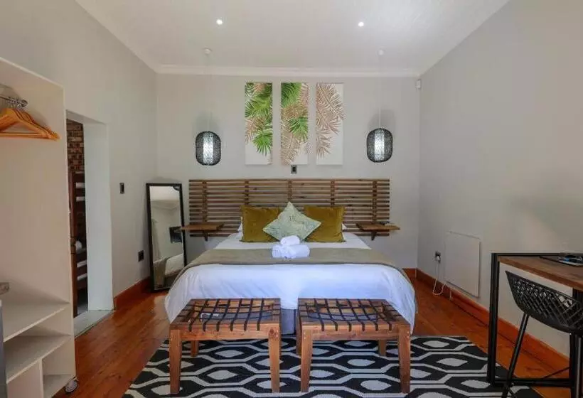 Aamiaismajoitus (B&B) Guest Suites On Connor