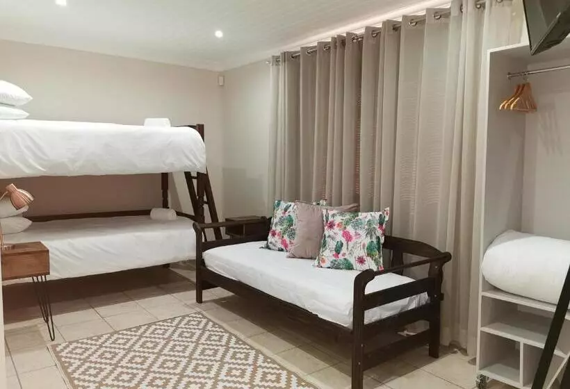 Aamiaismajoitus (B&B) Guest Suites On Connor