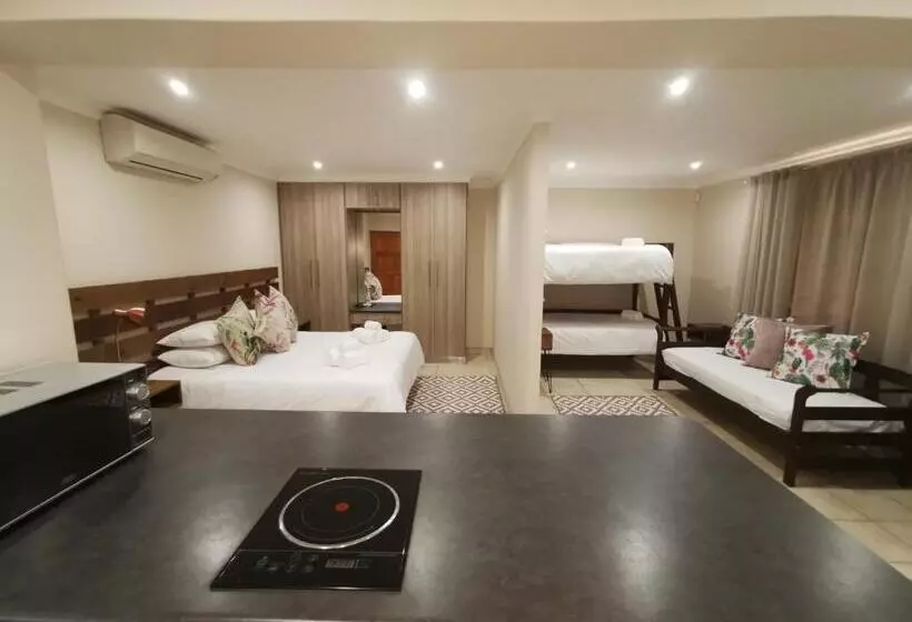 Aamiaismajoitus (B&B) Guest Suites On Connor