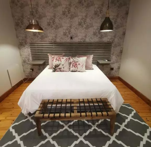 Aamiaismajoitus (B&B) Guest Suites On Connor