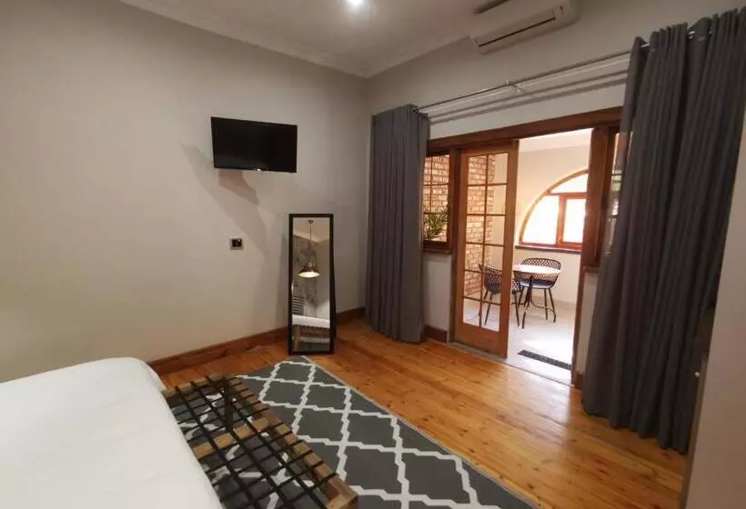Aamiaismajoitus (B&B) Guest Suites On Connor