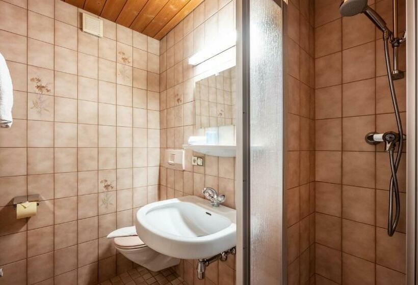 تختخواب و صبحانه Haus Kreidl