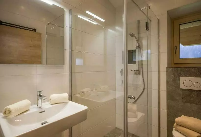 Aamiaismajoitus (B&B) Haus Kreidl