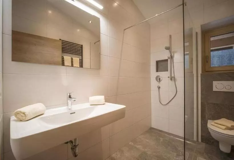 Aamiaismajoitus (B&B) Haus Kreidl