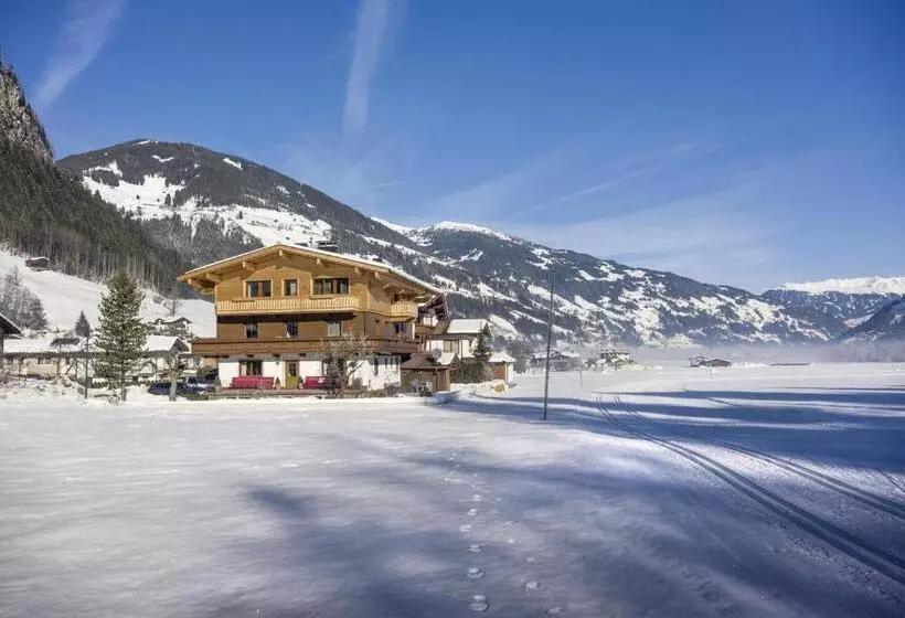 Aamiaismajoitus (B&B) Haus Kreidl