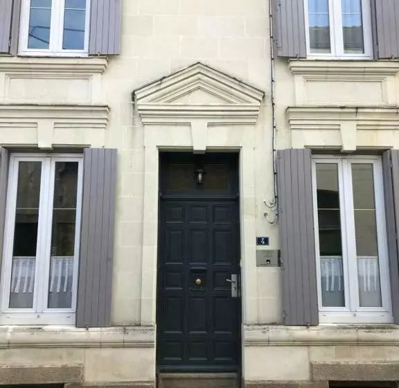 تختخواب و صبحانه La Villa B