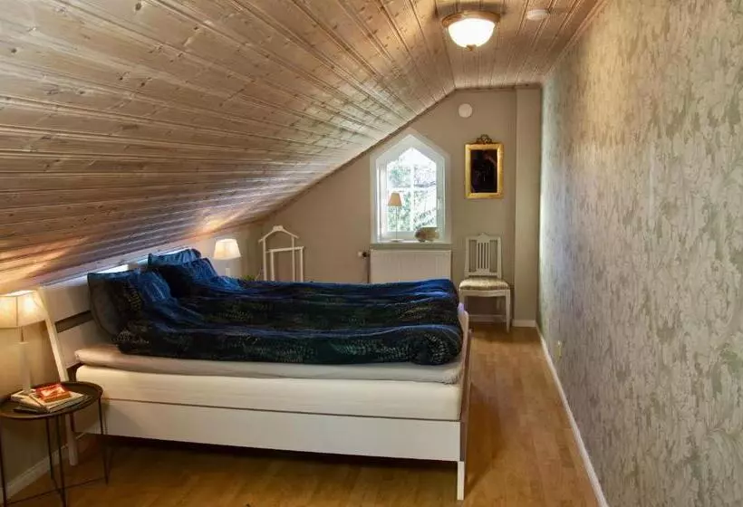 Hidingsta Gård B&b