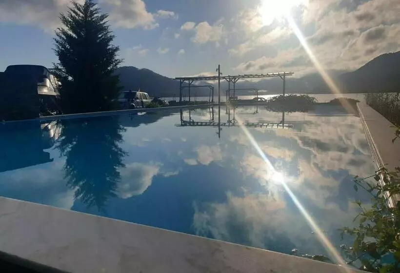 Majatalo Casa Wanted Orsova