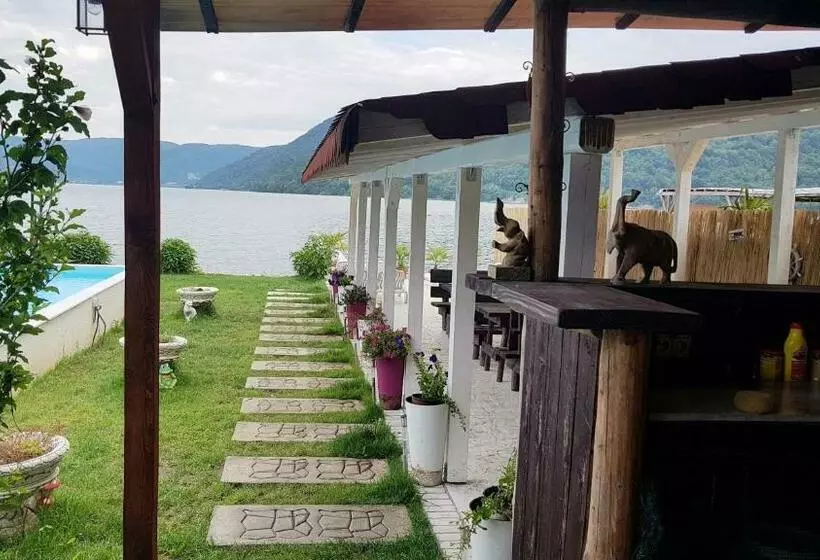 Majatalo Casa Wanted Orsova