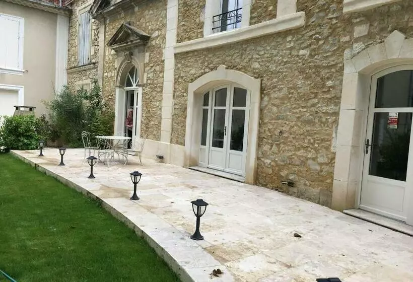 پانسیون La Chapelle