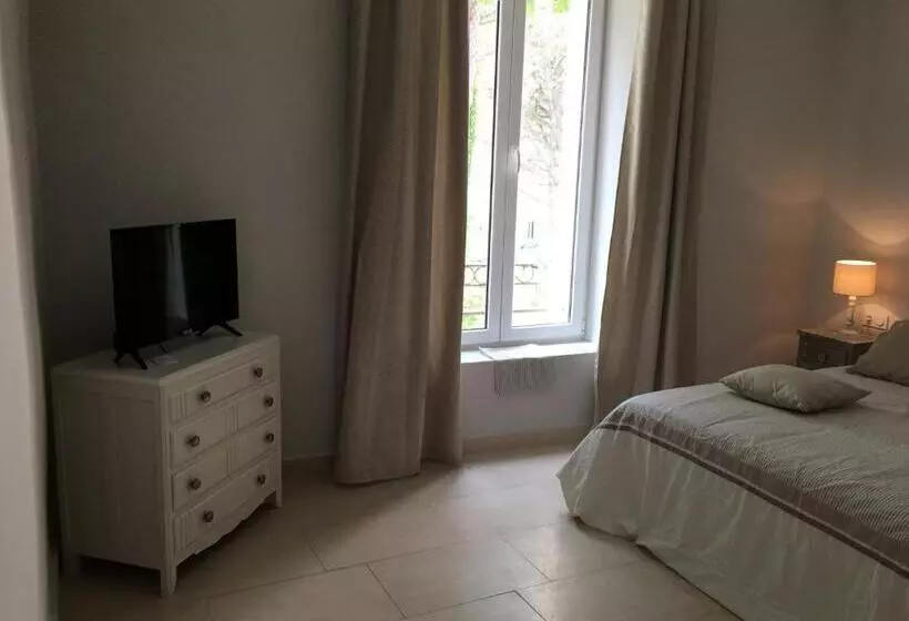 پانسیون La Chapelle