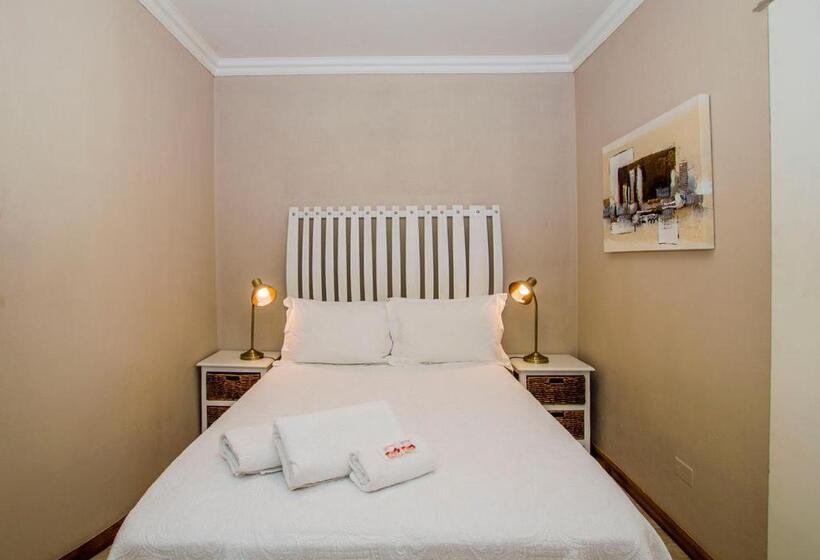 پانسیون Ladera Vista Self Catering Guesthouse