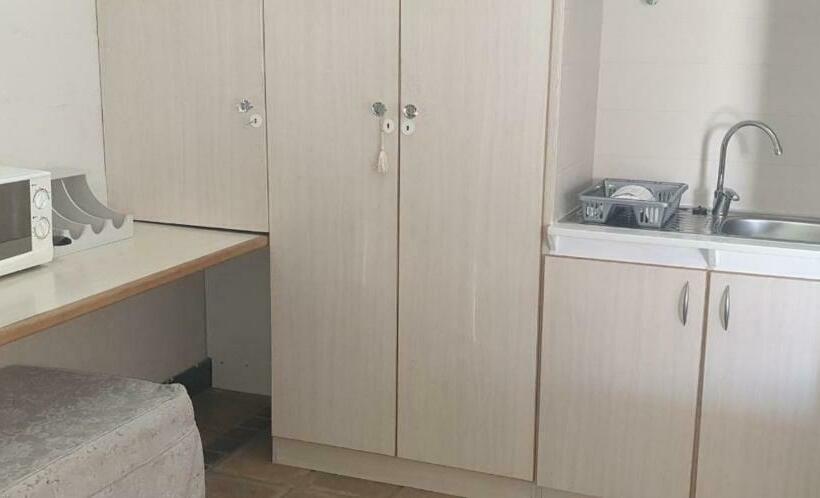 پانسیون Ladera Vista Self Catering Guesthouse