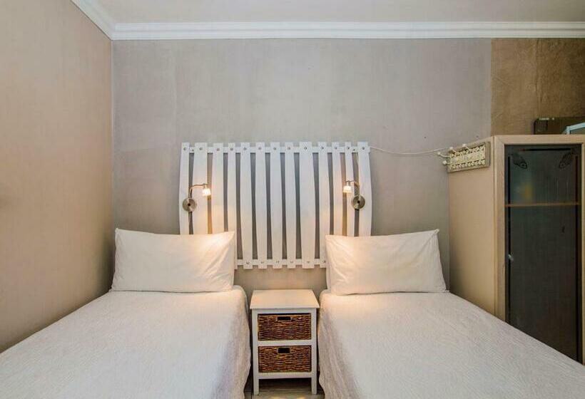 پانسیون Ladera Vista Self Catering Guesthouse