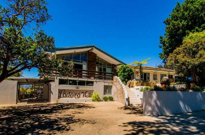 پانسیون Ladera Vista Self Catering Guesthouse