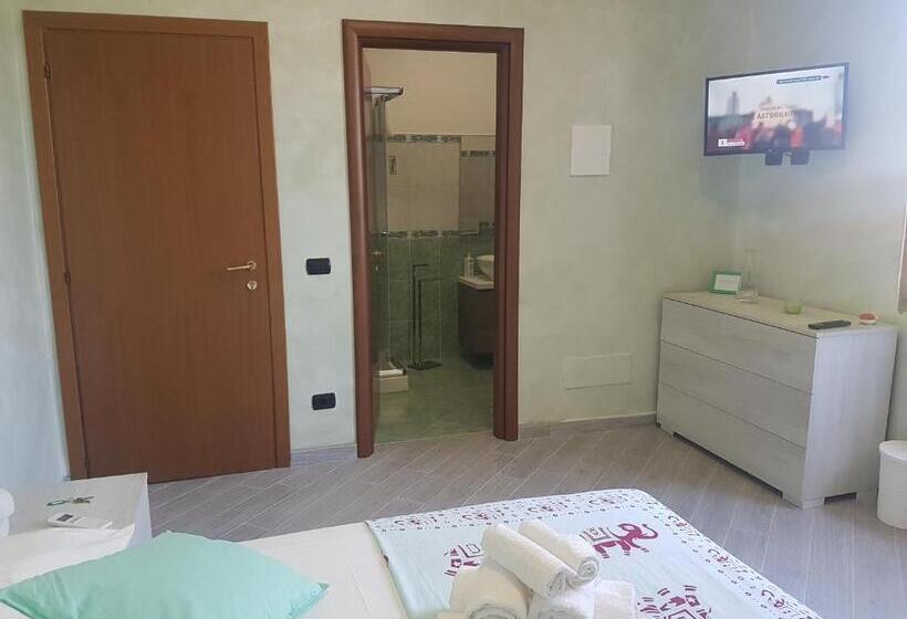 پانسیون Piccolo Poggio Apartments