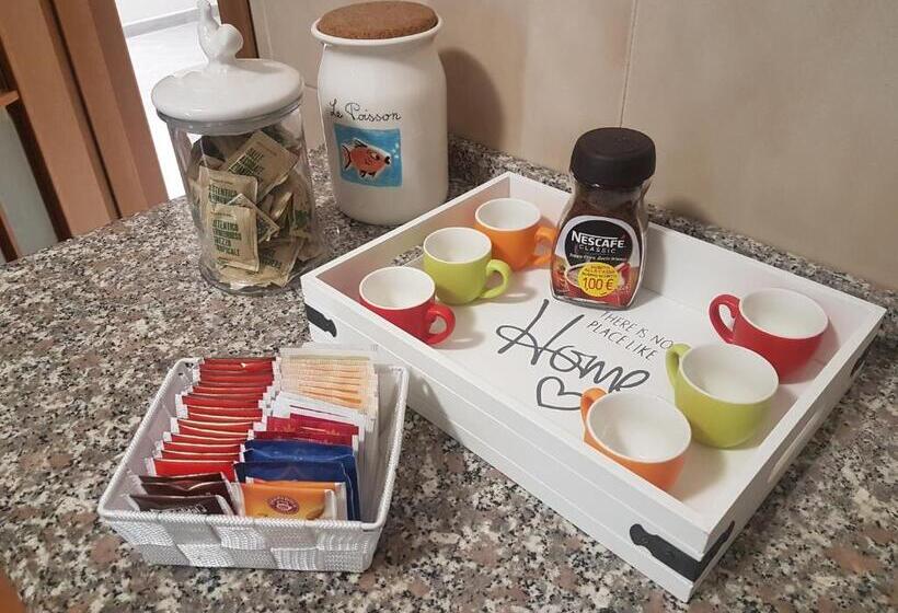 پانسیون Piccolo Poggio Apartments