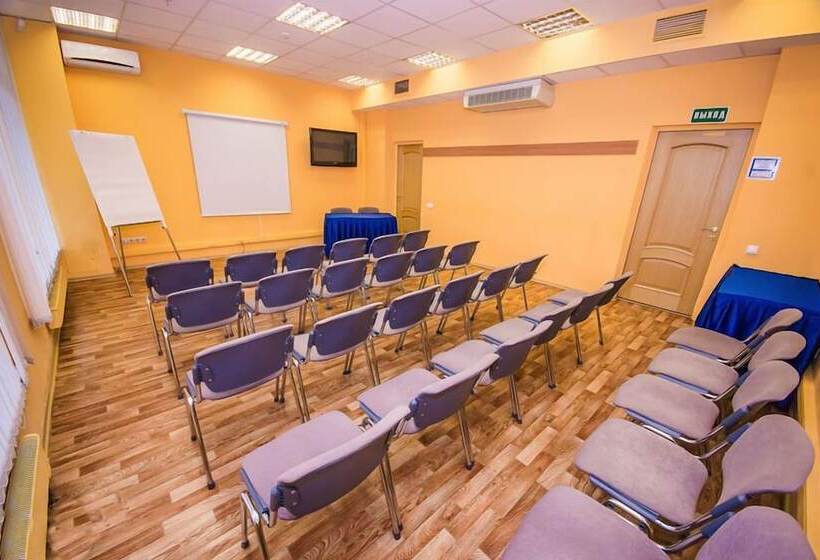 Azimut Hotel Yaroslavl