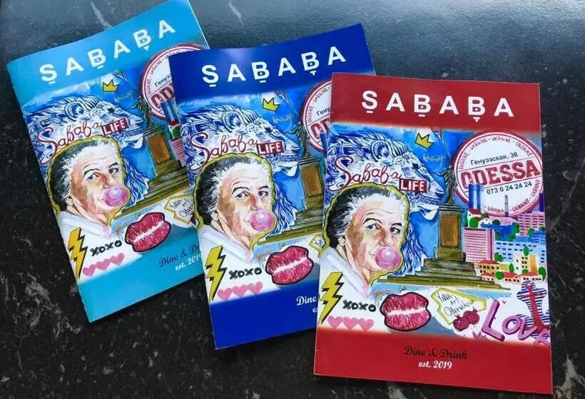 Corona Hotel & Apartments