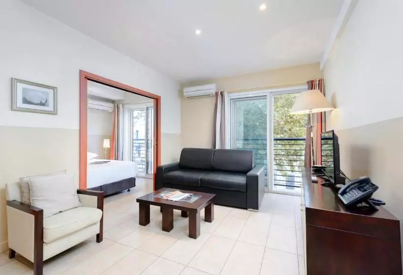 בית מלון כפרי Appart Hôtel La Villa Carnot Cannes