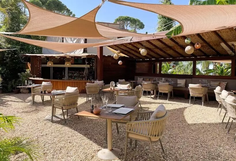 Отель Cannes Villa St Barth