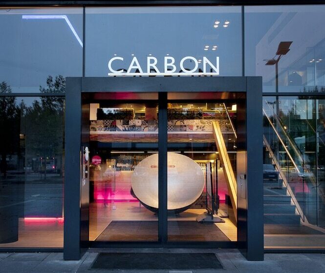 هتل Carbon