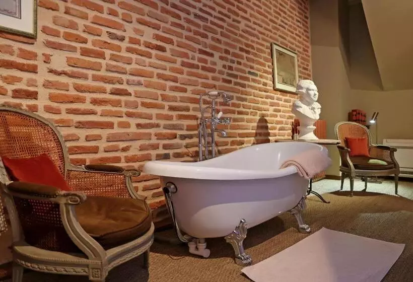 בית מלון כפרי Chambres D Hôtes La Tour Sainte Cécile