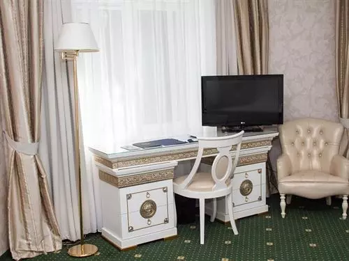 Отель Royal Falke Resort & Spa