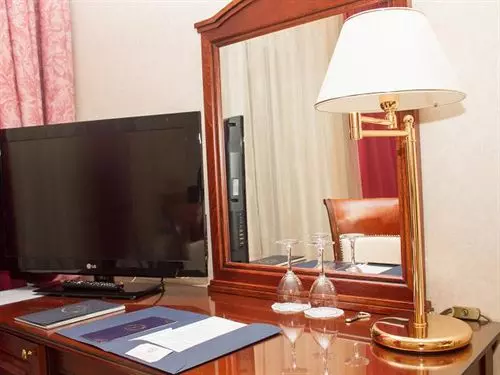 Отель Royal Falke Resort & Spa