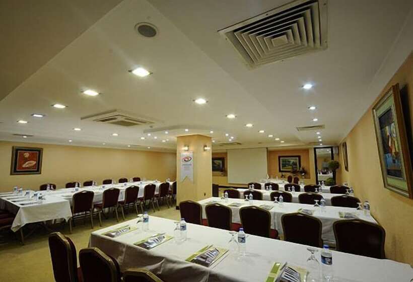 هتل Cukurova Park