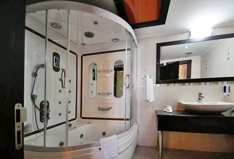 هتل Cukurova Park