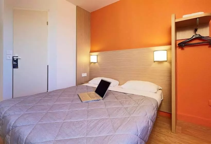 هتل Première Classe Marne La Vallée   Bussy Saint Georges