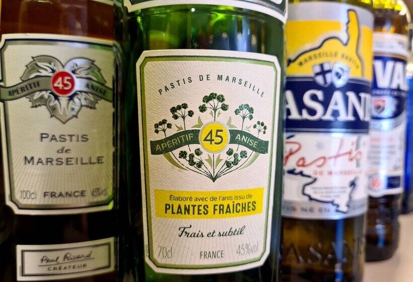 هتل The Originals City, Hôtel Marseille Aéroport