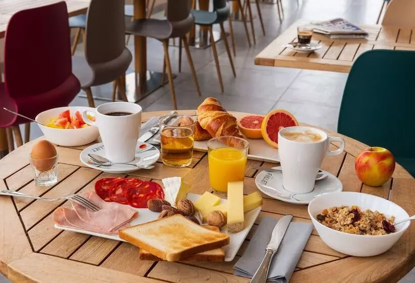 호텔 The Originals City, Hôtel Marseille Aéroport