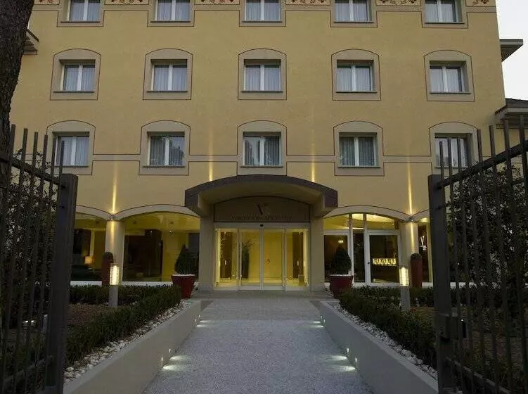 فندق Virginia Palace