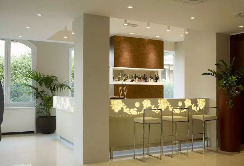 فندق Virginia Palace