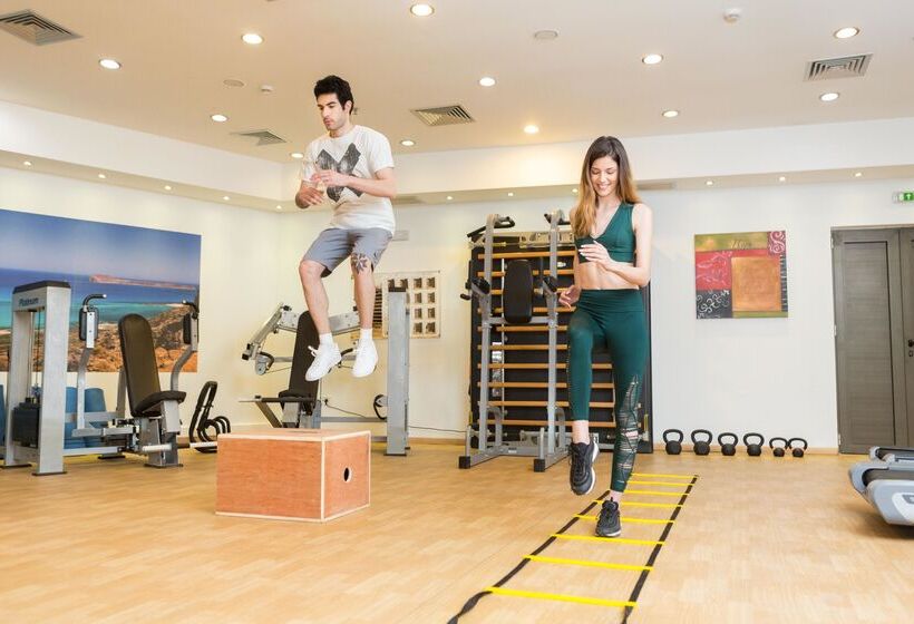 渡假胜地 The Royal Blue