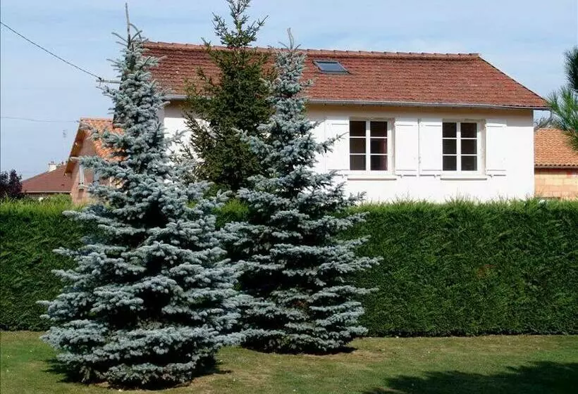 Aamiaismajoitus (B&B) La Vigneraie   Sarl Champ Potard