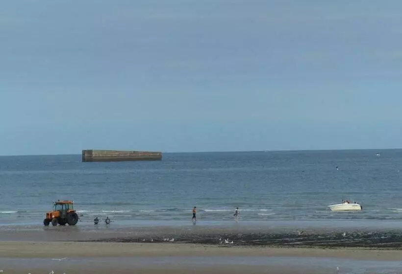 ベッドアンドブレックファースト Le Ruban Bleu Face A La Mer