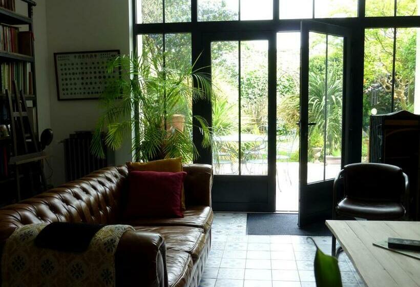 Bed and Breakfast Time After Time