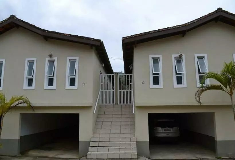 ホテル Casas Em Condomínio Próximo Da Praia Com 2 Dormitórios, Churrasqueira E 3 Vagas De Garagem