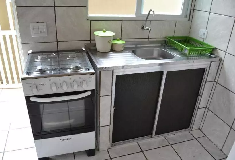 ホテル Casas Em Condomínio Próximo Da Praia Com 2 Dormitórios, Churrasqueira E 3 Vagas De Garagem