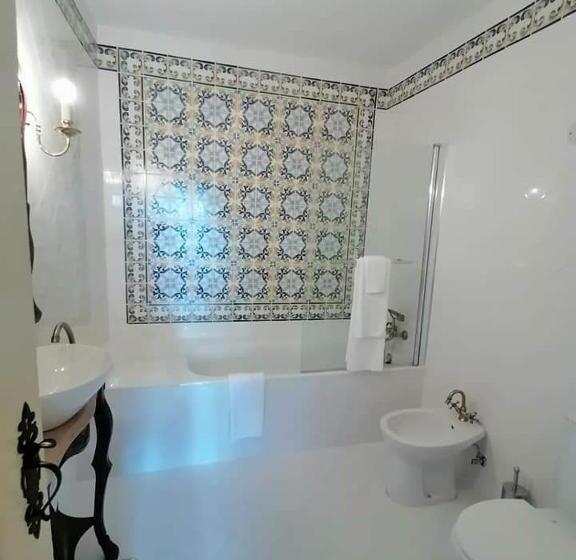 فندق Solar De Almeidinha