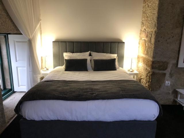 فندق Solar De Almeidinha