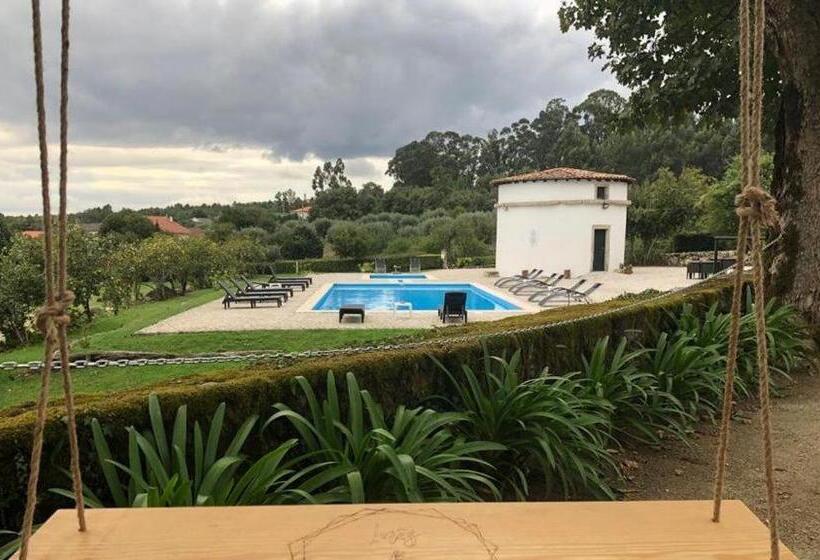 فندق Solar De Almeidinha