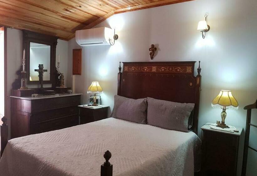 بنسيون A Casinha Do Beco