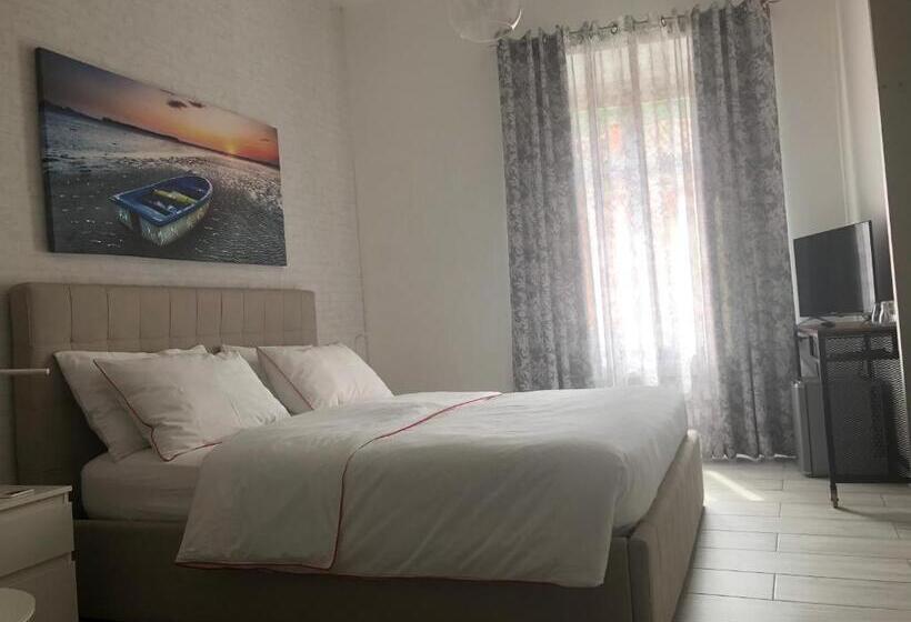 پانسیون Casa L Aquila